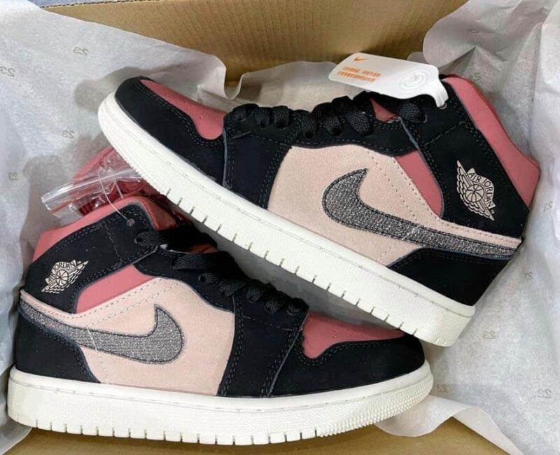 Nike Air Jordan 1 Mid Canyon Rust Rep 11