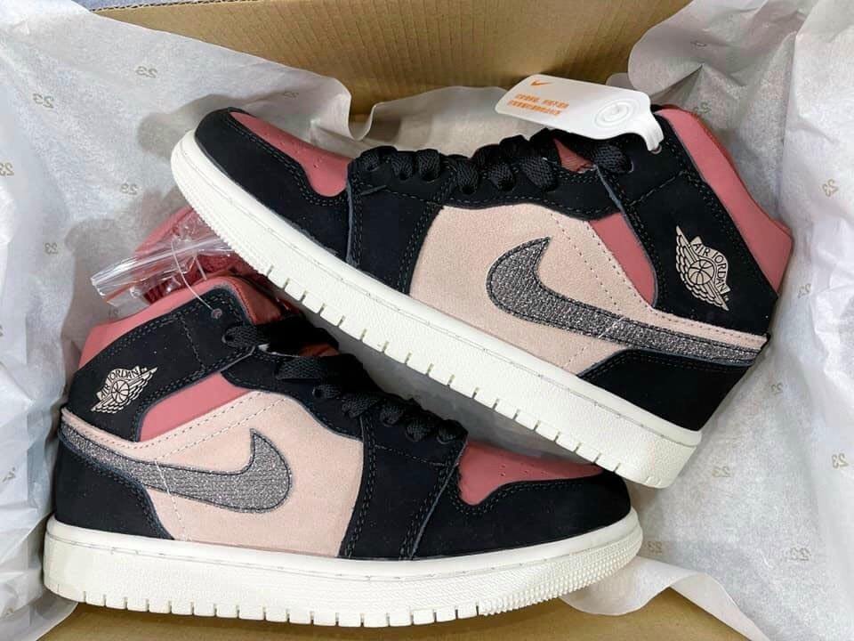 Nike Air Jordan 1 Mid Canyon Rust Rep 11