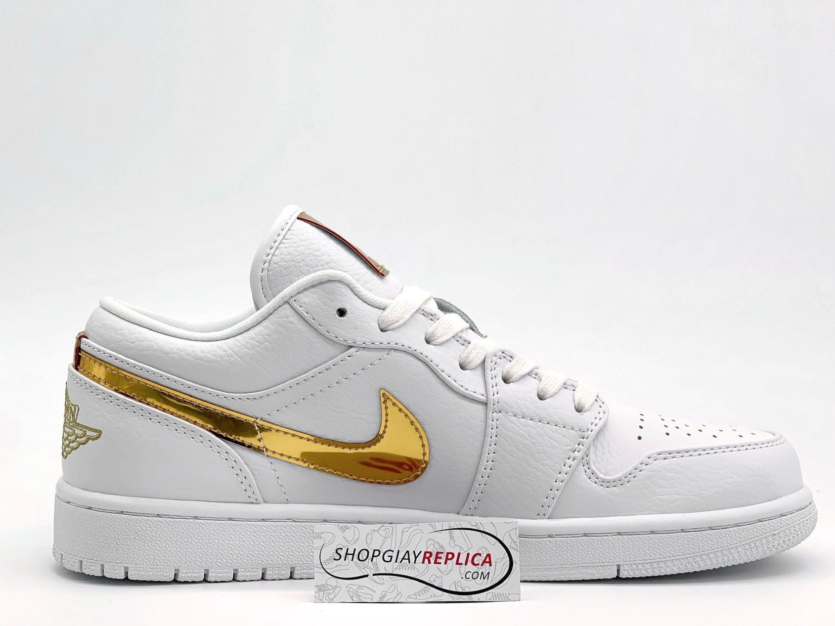 Nike Air Jordan 1 Low Metallic Gold like auth