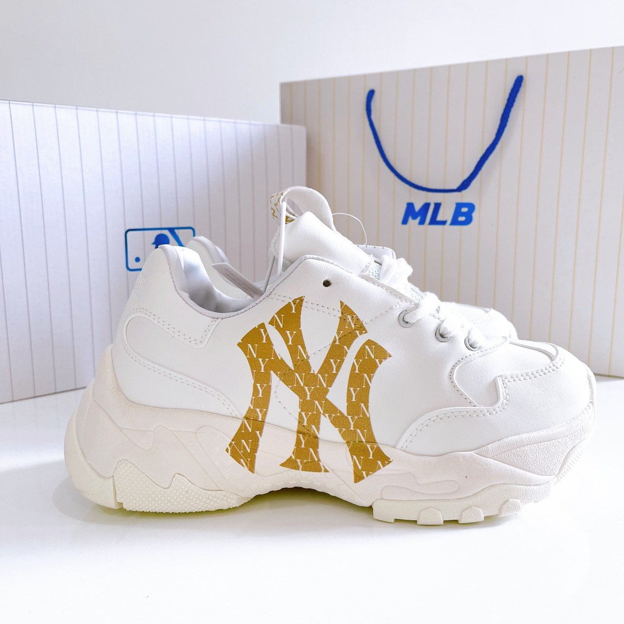 MLB Bigball Chunky Monogram LT New York Yankees Rep 11