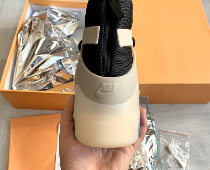 Nike Air Fear of God 1 String The Question