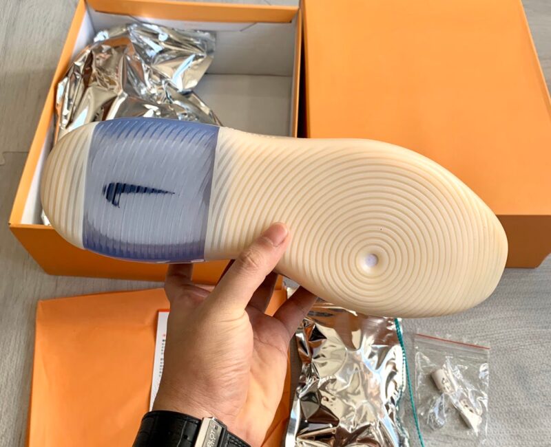 Nike Air Fear of God 1 String "The Question" 11