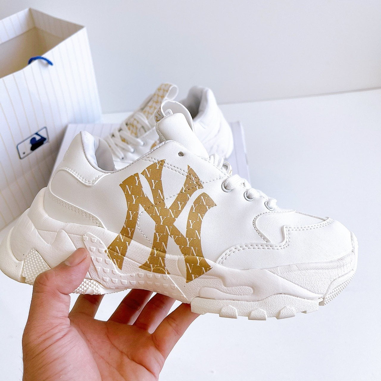 MLB Bigball Chunky Monogram LT New York Yankees