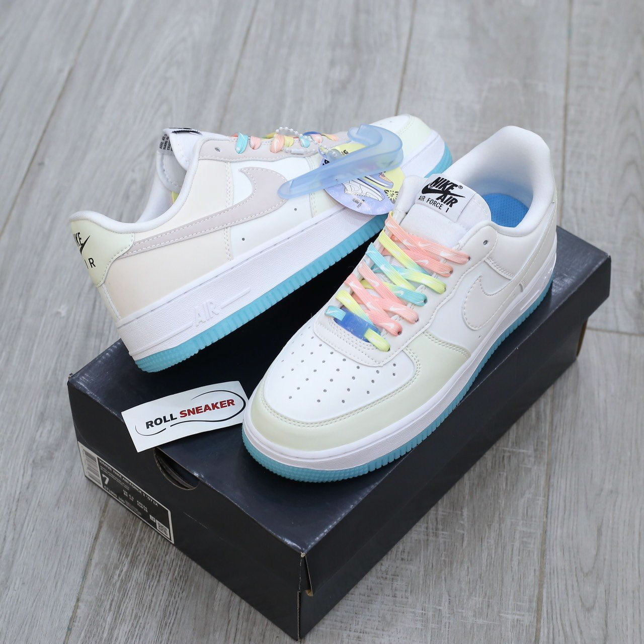 Nike Air Force 1 đổi màu