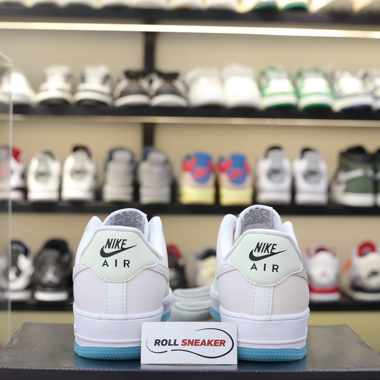 Nike Air Force 1 Low UV Reactive Swoosh (đổi màu logo)