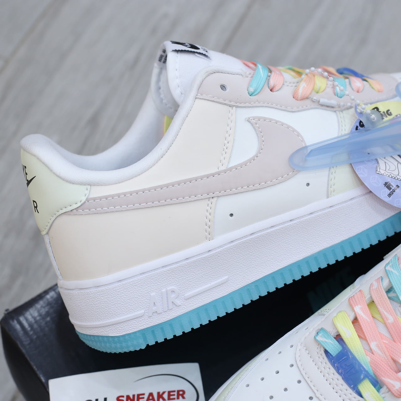 Nike Air Force 1 Low UV Reactive Swoosh (đổi màu logo)