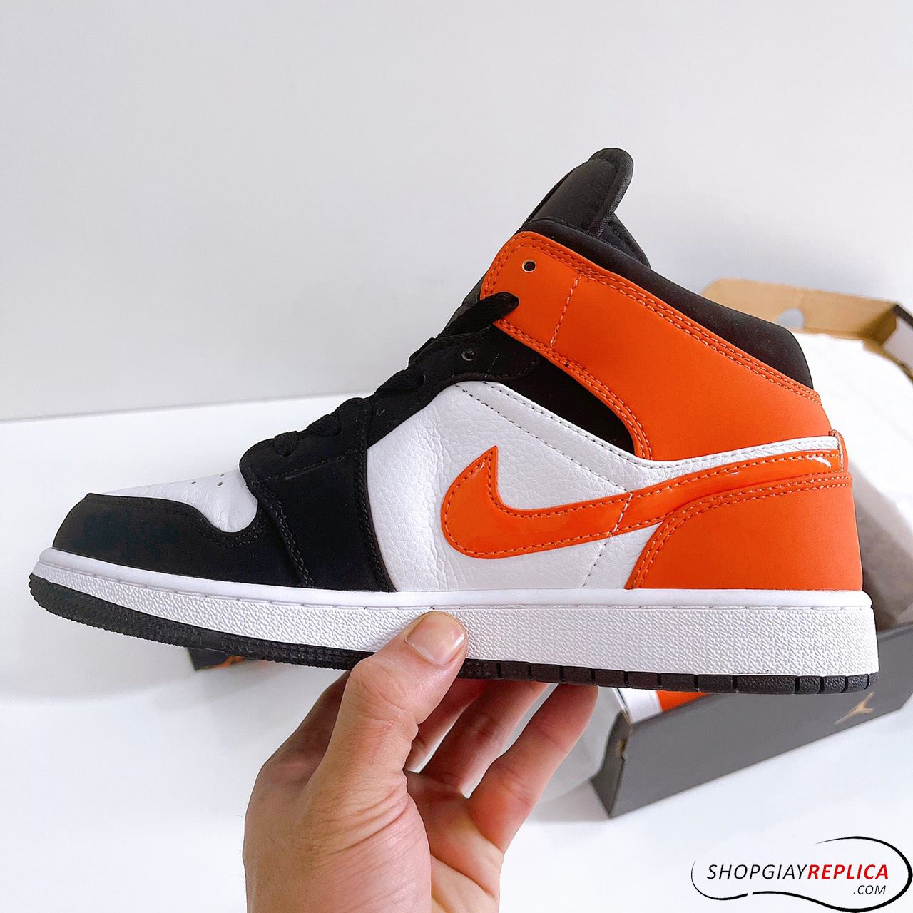 Giày Nike Air Jordan 1 Mid Cam Rep 1:1