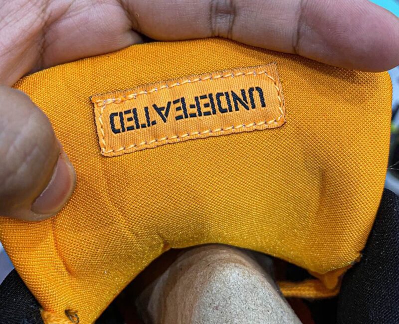 Air Jordan 4 Retro Undefeated Like Auth