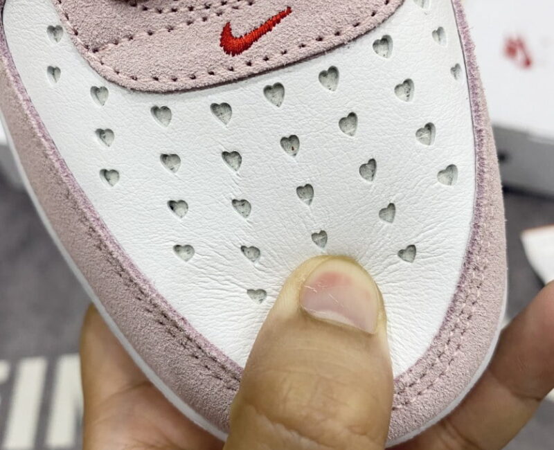 Giày Nike Air Force 1 07 QS Valentine’s Day Love Letter