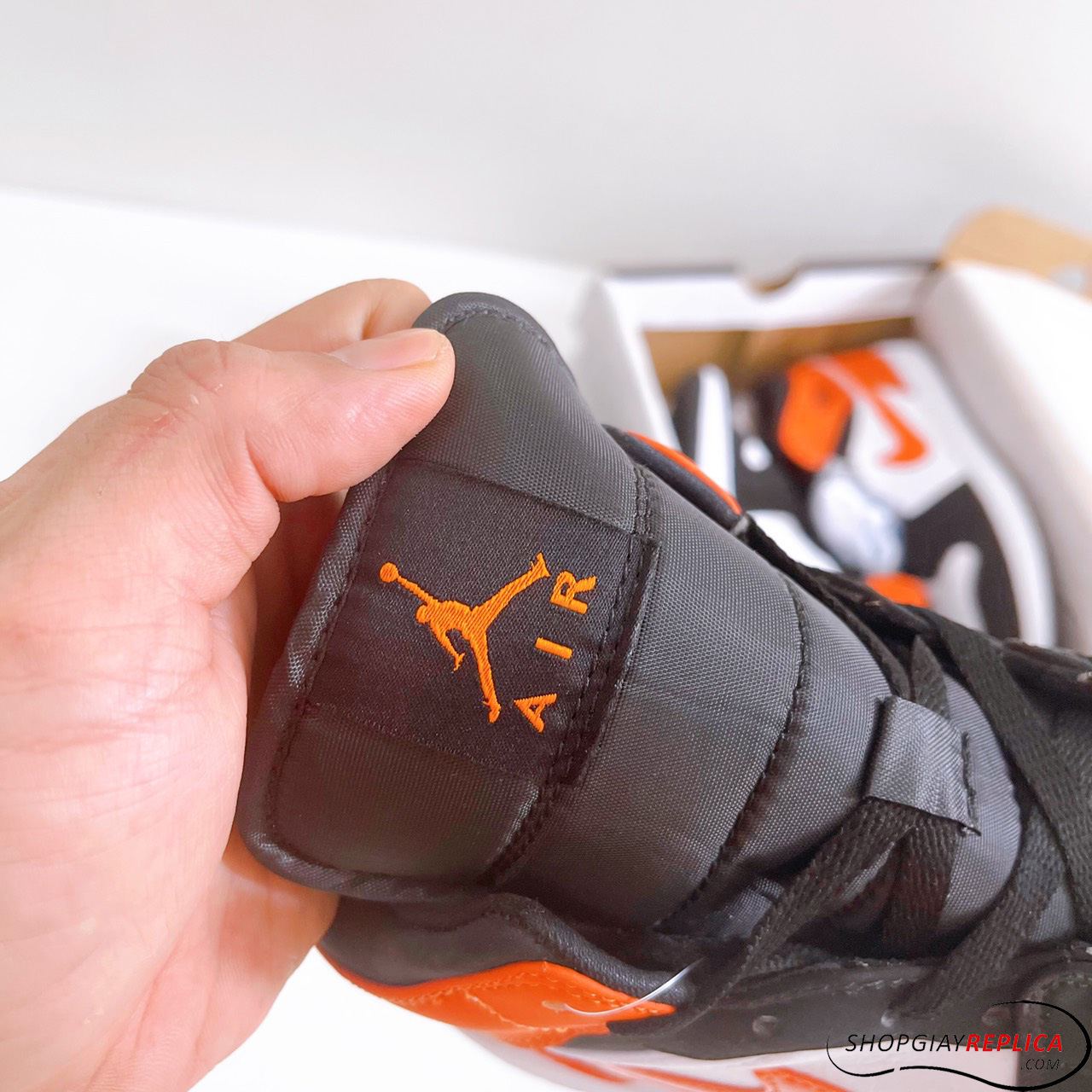 Giày Nike Air Jordan 1 Mid Shattered Backboard Rep 1:1