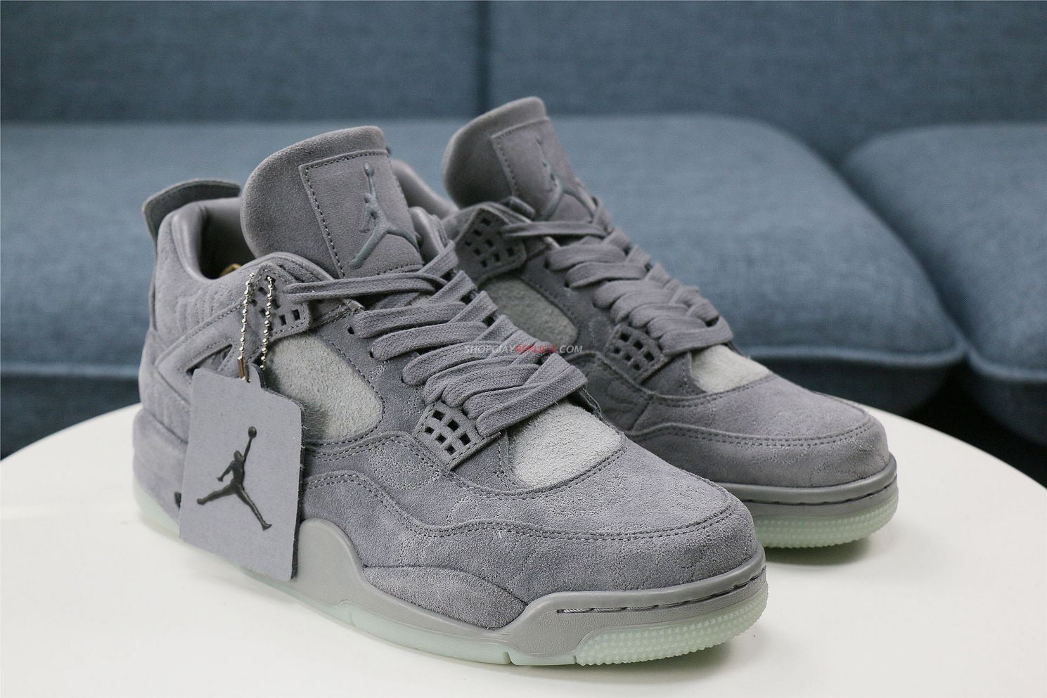 Giày Nike Air Jordan 4 Retro Kaws