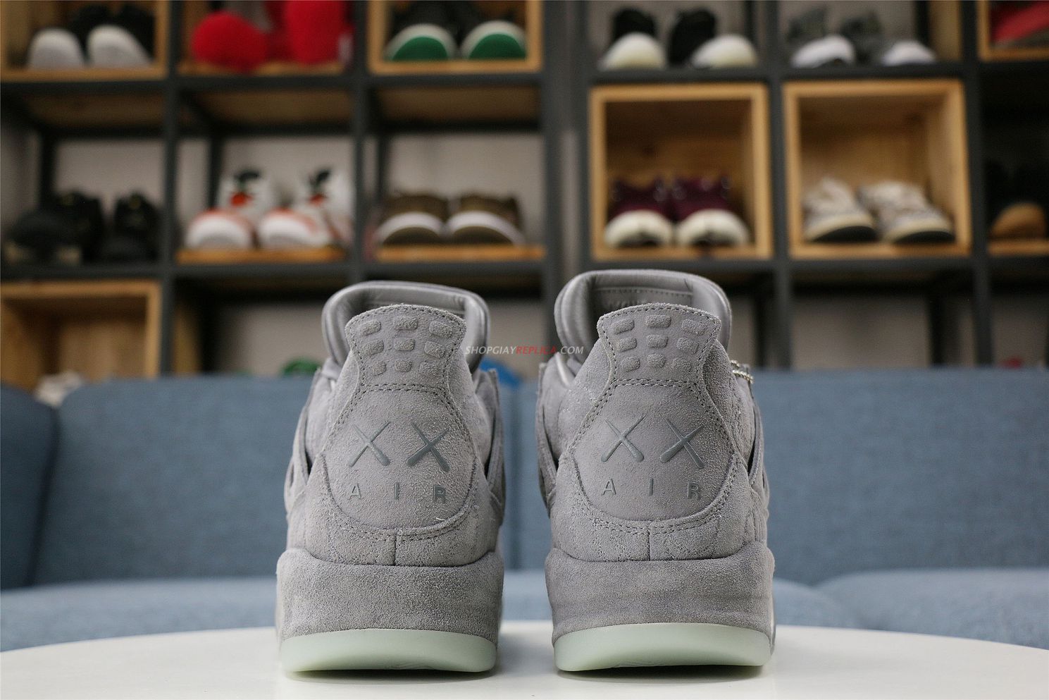 Giày Nike Air Jordan 4 Retro Kaws
