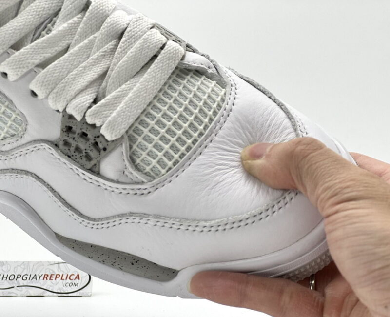 Giày Nike Air Jordan 4 White Oreo 2021 Like Auth