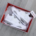 Giày Nike Air Jordan 4 White Oreo 2021 Like Auth