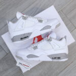 Giày Nike Air Jordan 4 White Oreo 2021 Like Auth