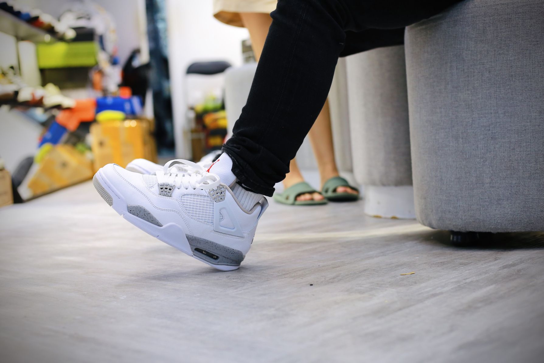 onfeet Jordan 4 White Oreo 2021