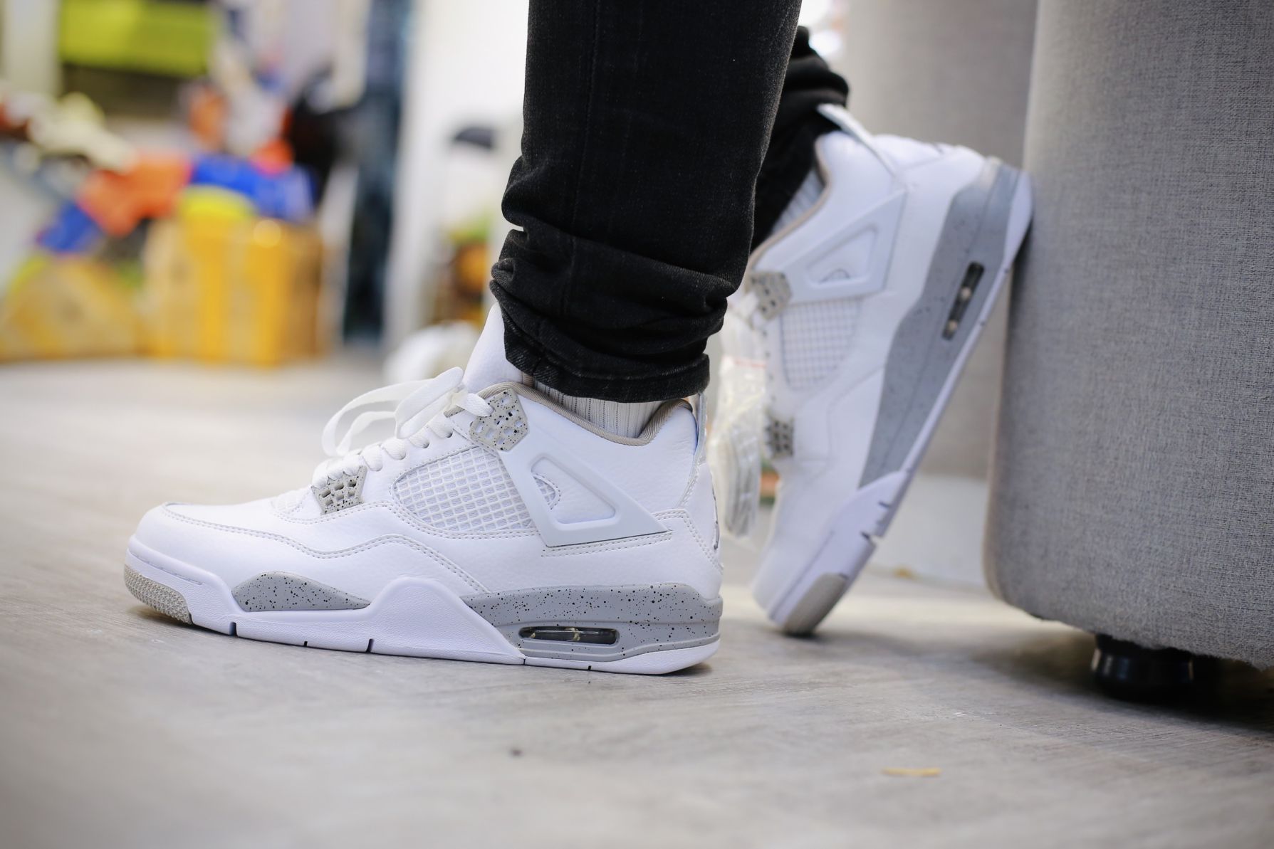 onfeet Jordan 4 White Oreo 2021