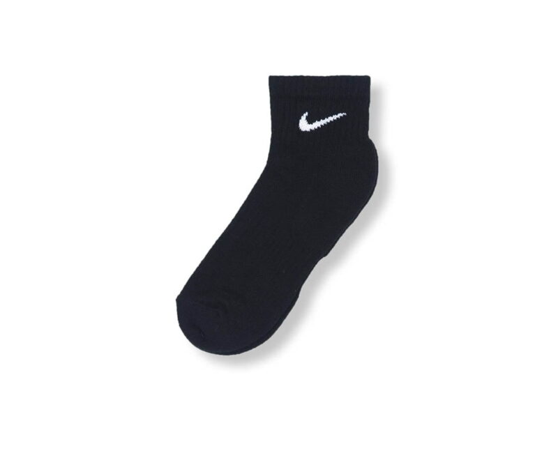 Tất Nike cổ Mid (cổ lỡ) màu Đen xuất dư