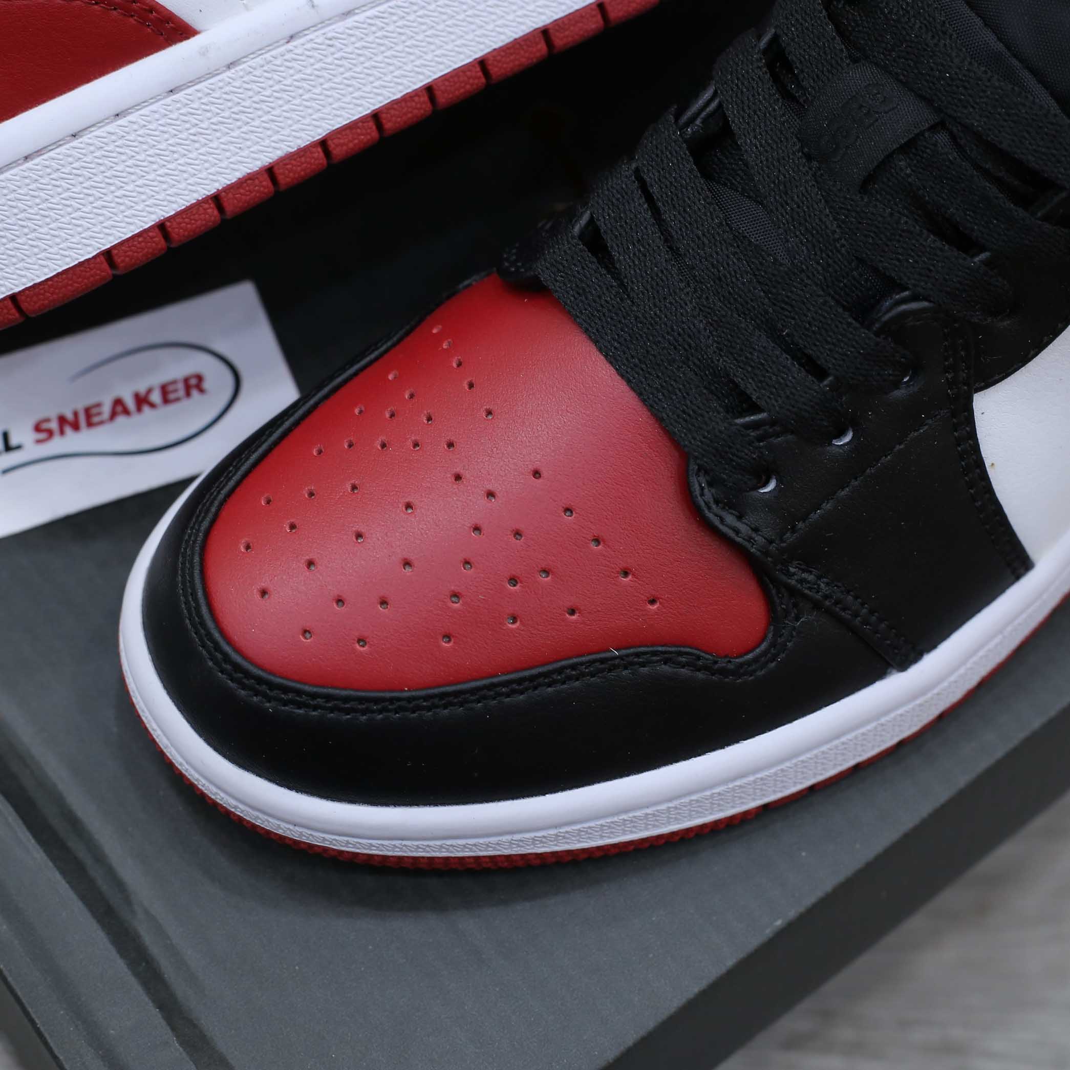 Air Jordan 1 Low Bred Toe rep 1:1