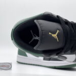 Jordan 1 Low Green Toe