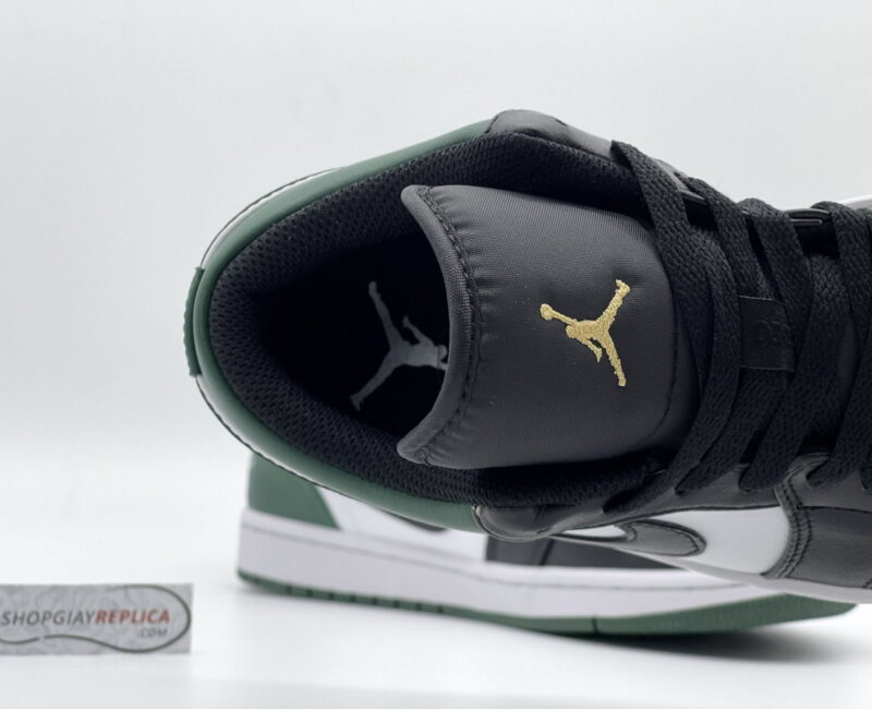 Jordan 1 Low Green Toe