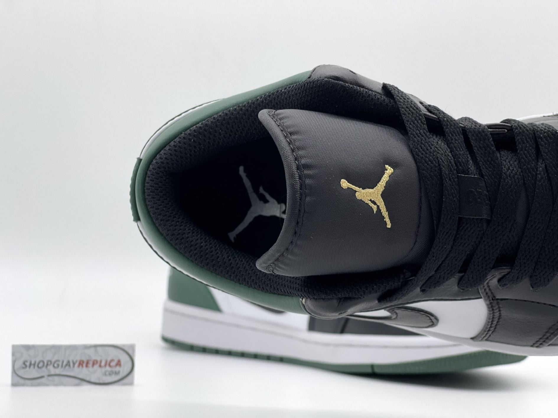 Jordan 1 Low Green Toe