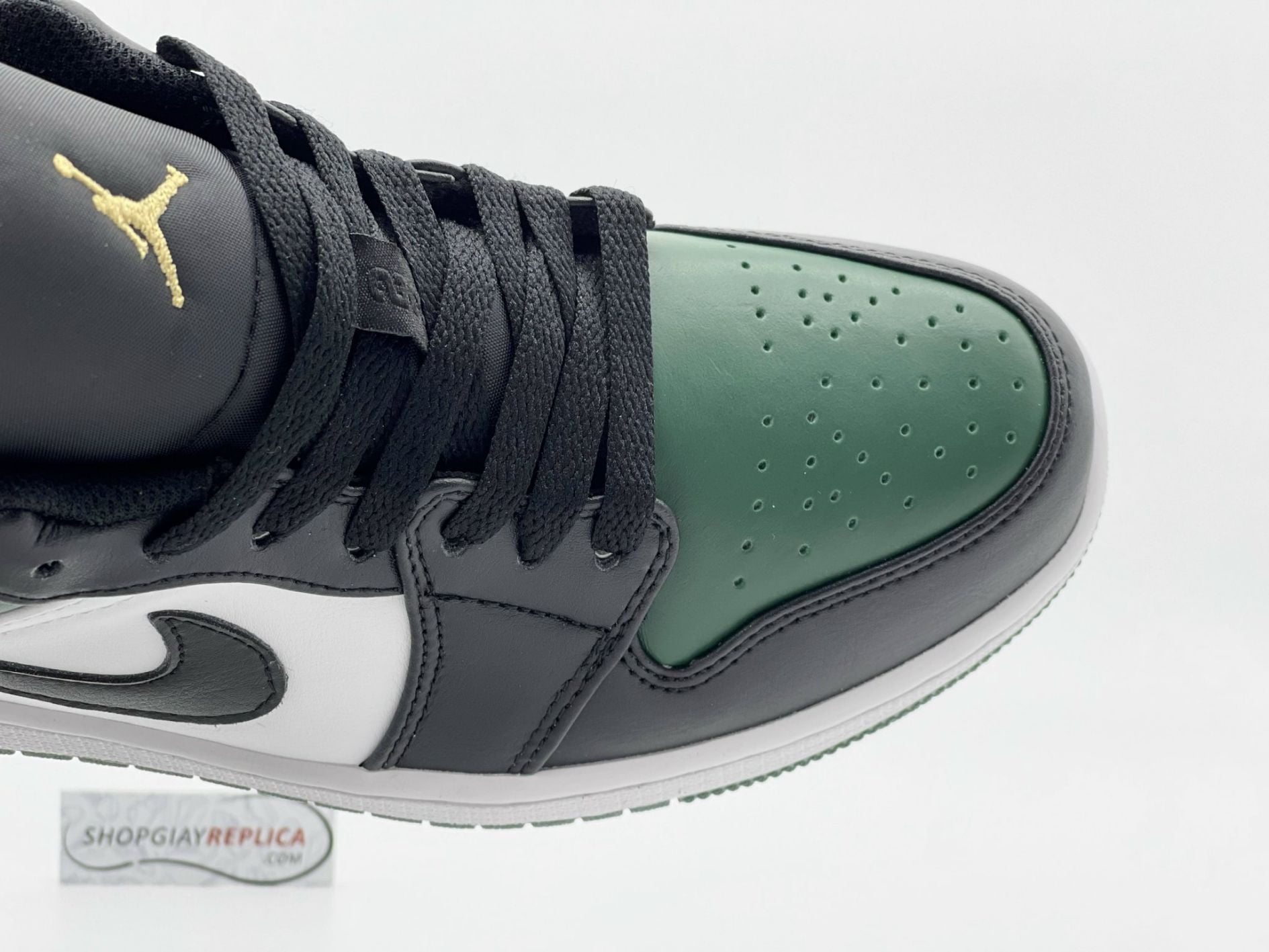 Air Jordan 1 Green Toe