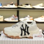 Giày MLB NY trắng chữ đen đế nâu rep 11