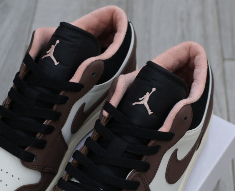 Air Jordan 1 Low Mocha Brown