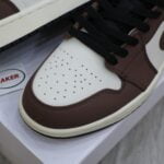 toebox Air Jordan 1 Low Mocha Brown