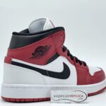 Air Jordan 1 Mid Chicago 'White Toe'