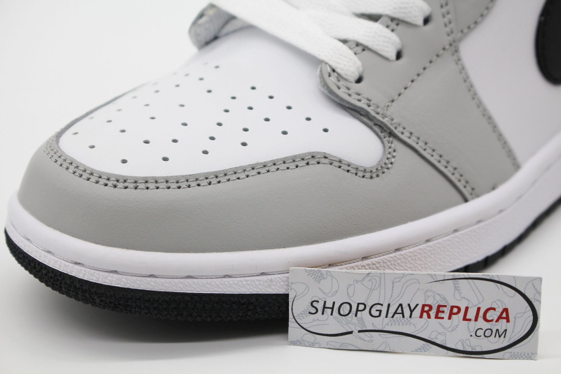 Giày Nike Air Jordan 1 Mid Light Smoke Grey V2 rep 1:1