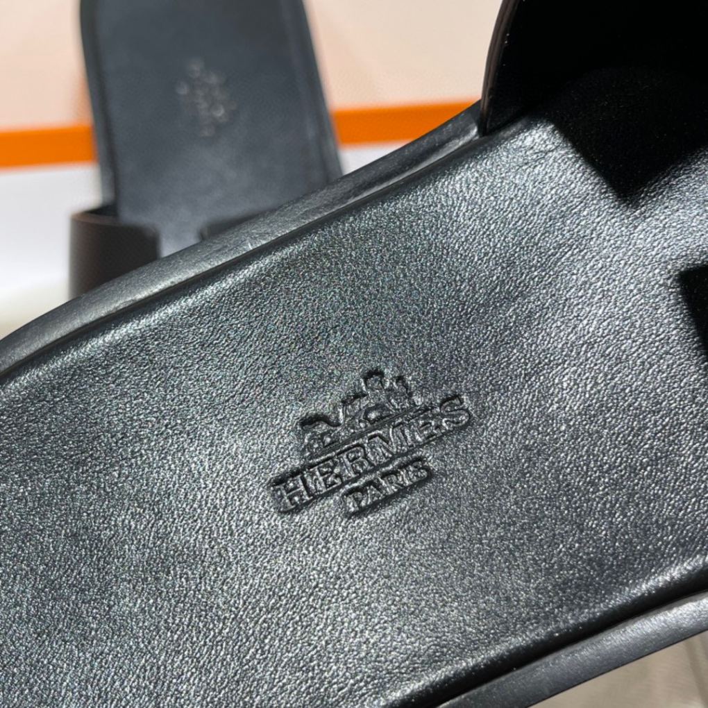 Dép Hermes Nam Full Đen Da Trơn Siêu Cấp