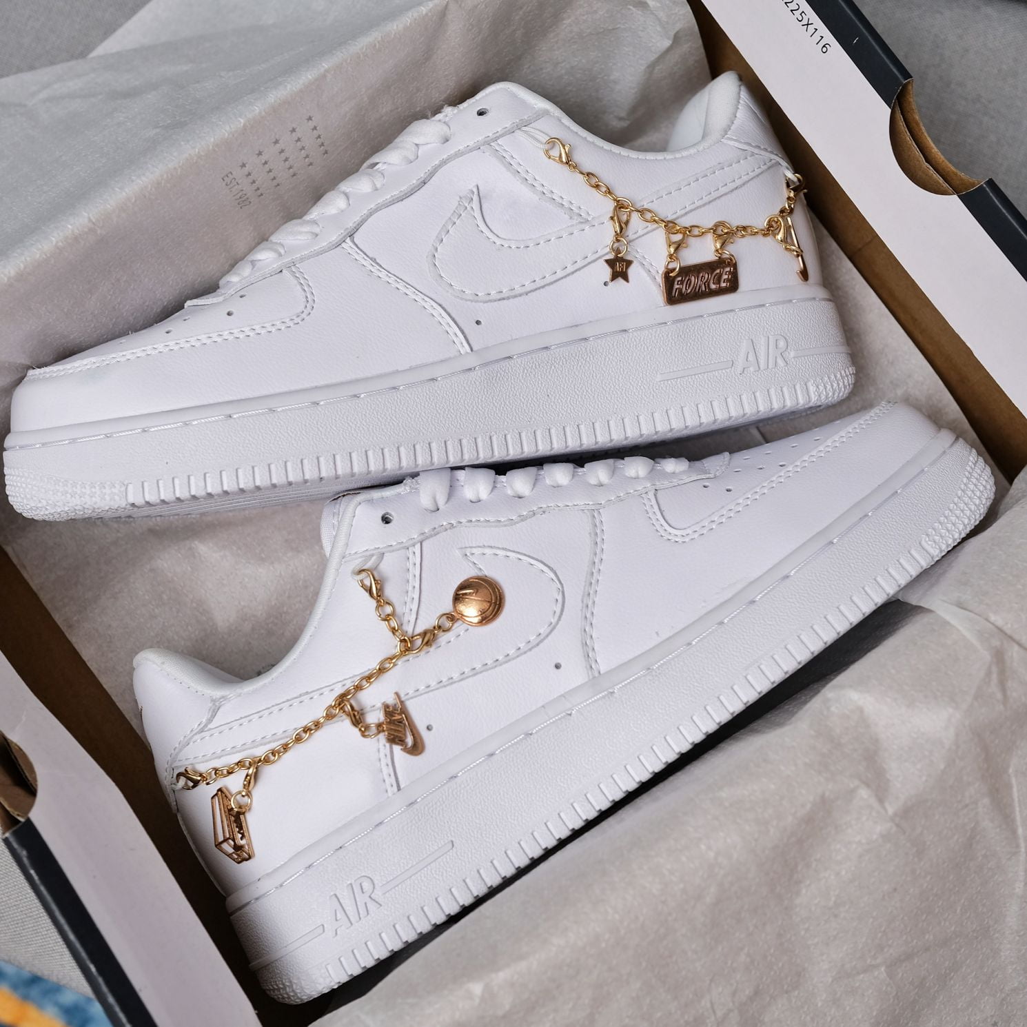 Giày Nike Air Force 1 Af1 ’07 LX ‘Lucky Charms’ rep 1:1