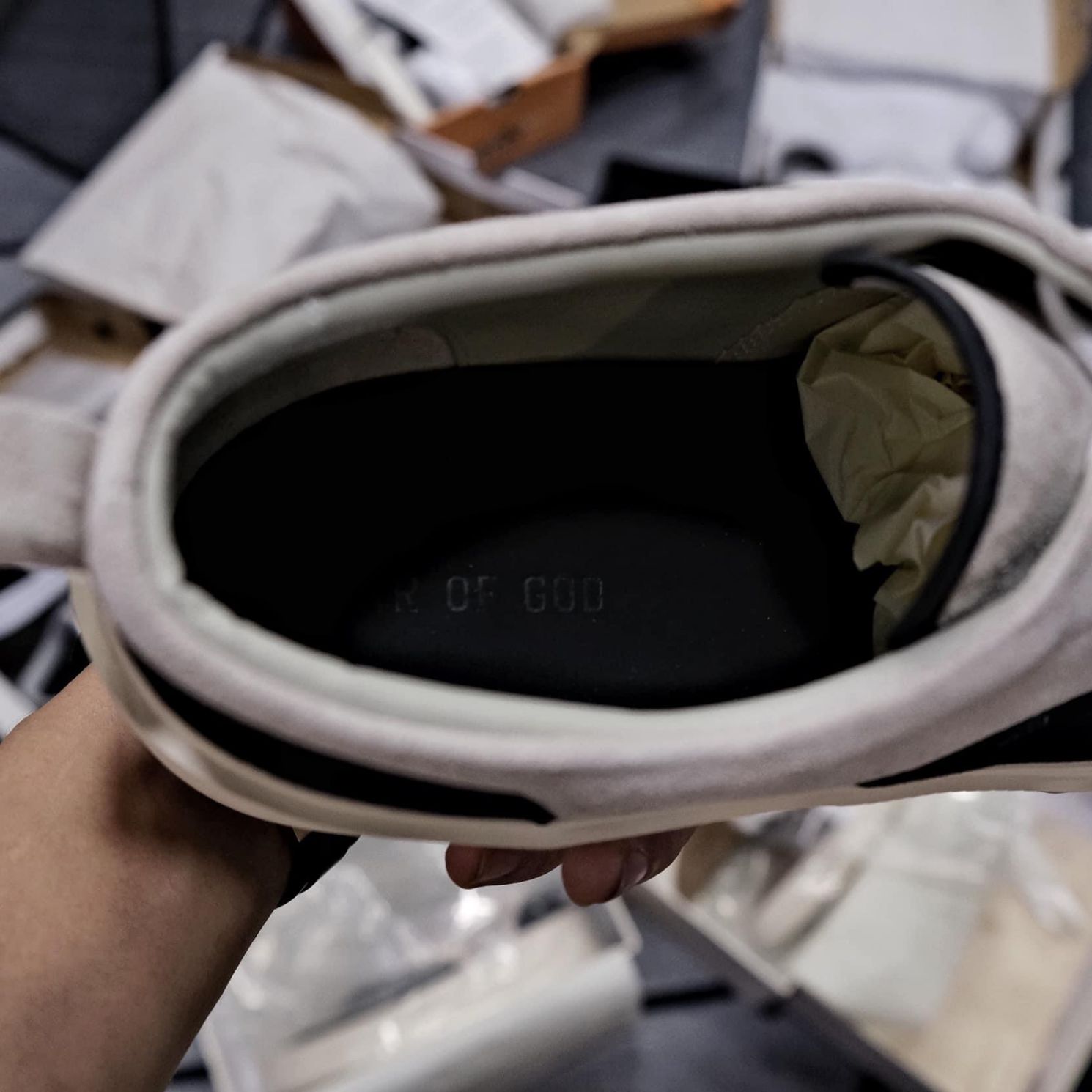 Giày Fear of God 101 fog không logo