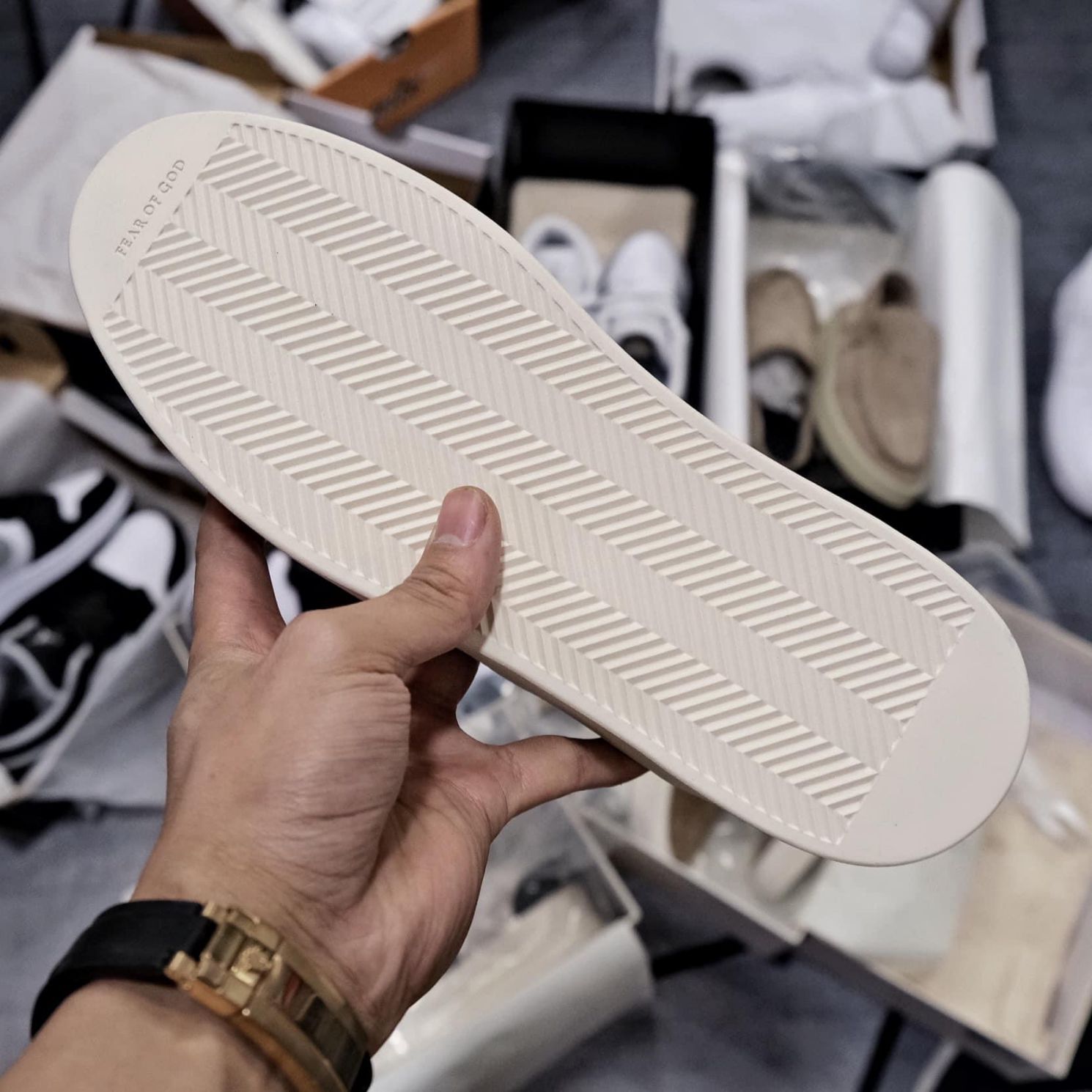 Giày Fear of God 101 fog không logo