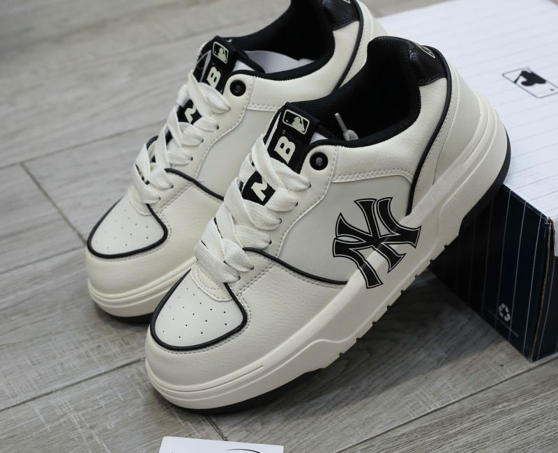 Giày MLB Chunky Liner New York Yankees White Black Đen rep 1:1