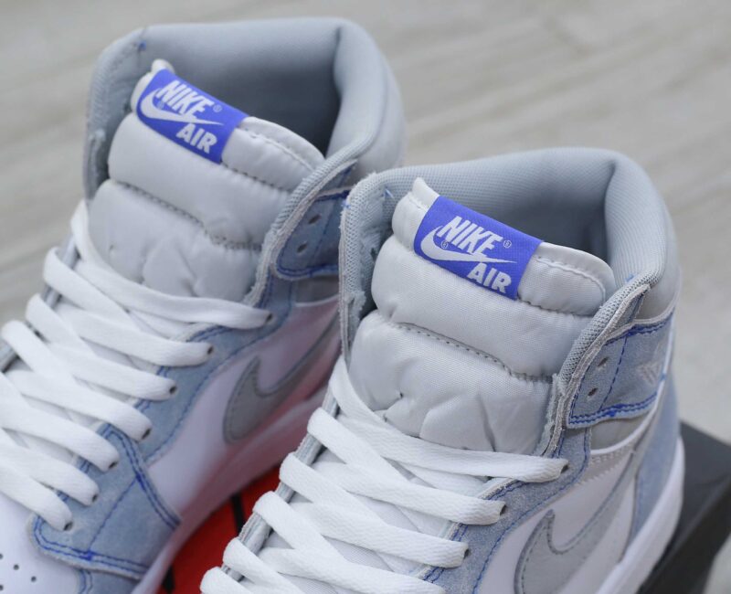 Giày Nike Air Jordan 1 Retro High OG Hyper Royal Like Auth