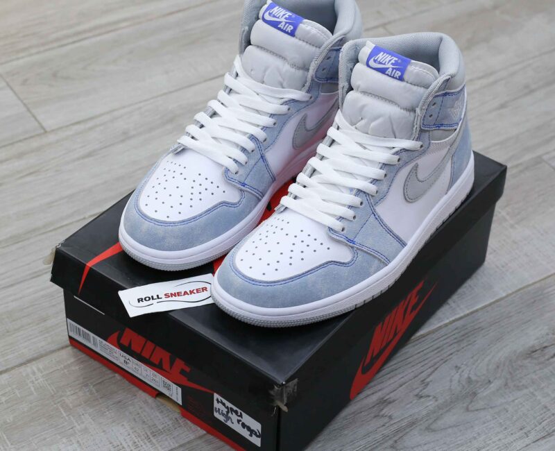 Giày Nike Air Jordan 1 Retro High OG Hyper Royal Like Auth