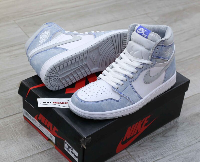 Giày Nike Air Jordan 1 Retro High OG Hyper Royal Like Auth