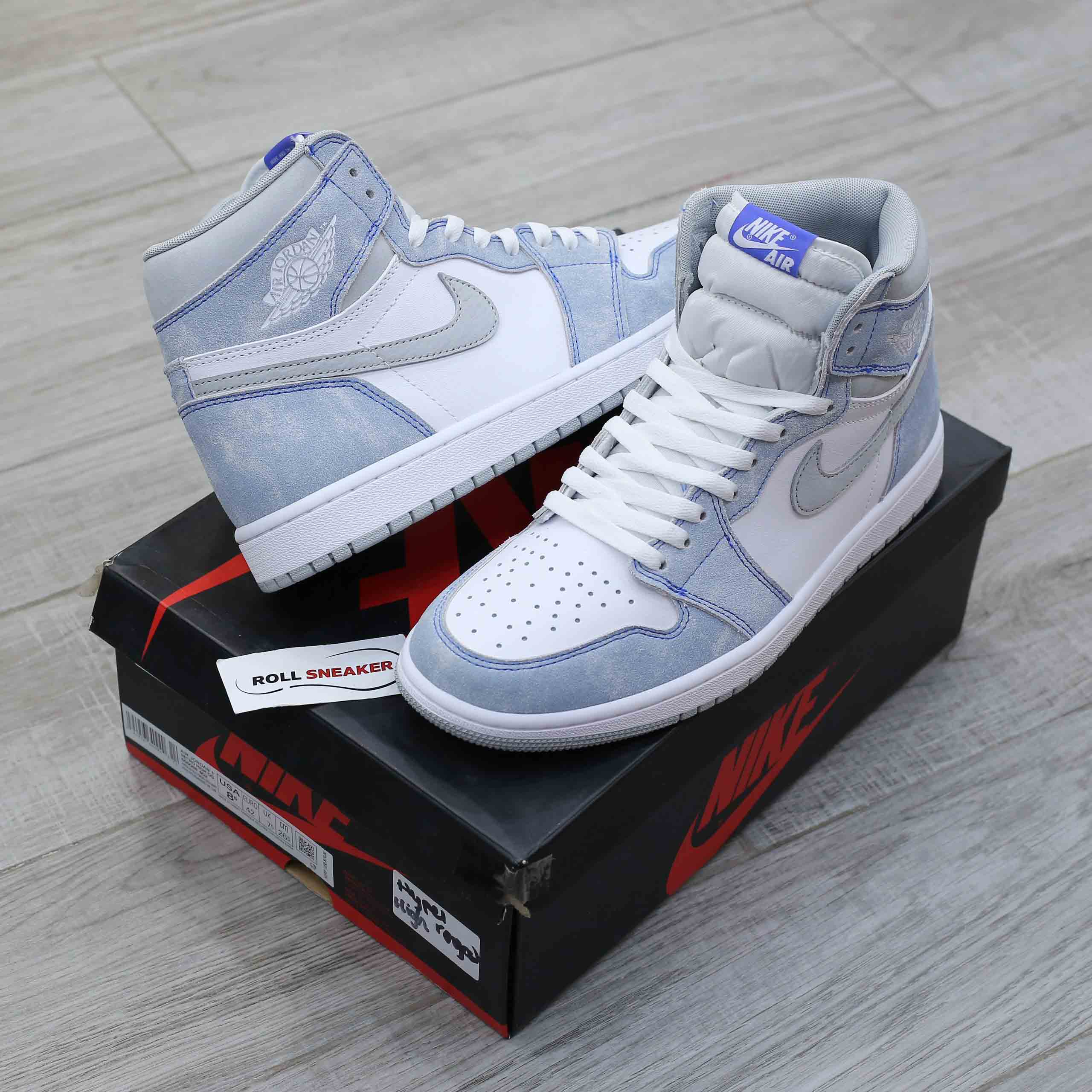 Giày Nike Air Jordan 1 Retro High OG Hyper Royal Like Auth