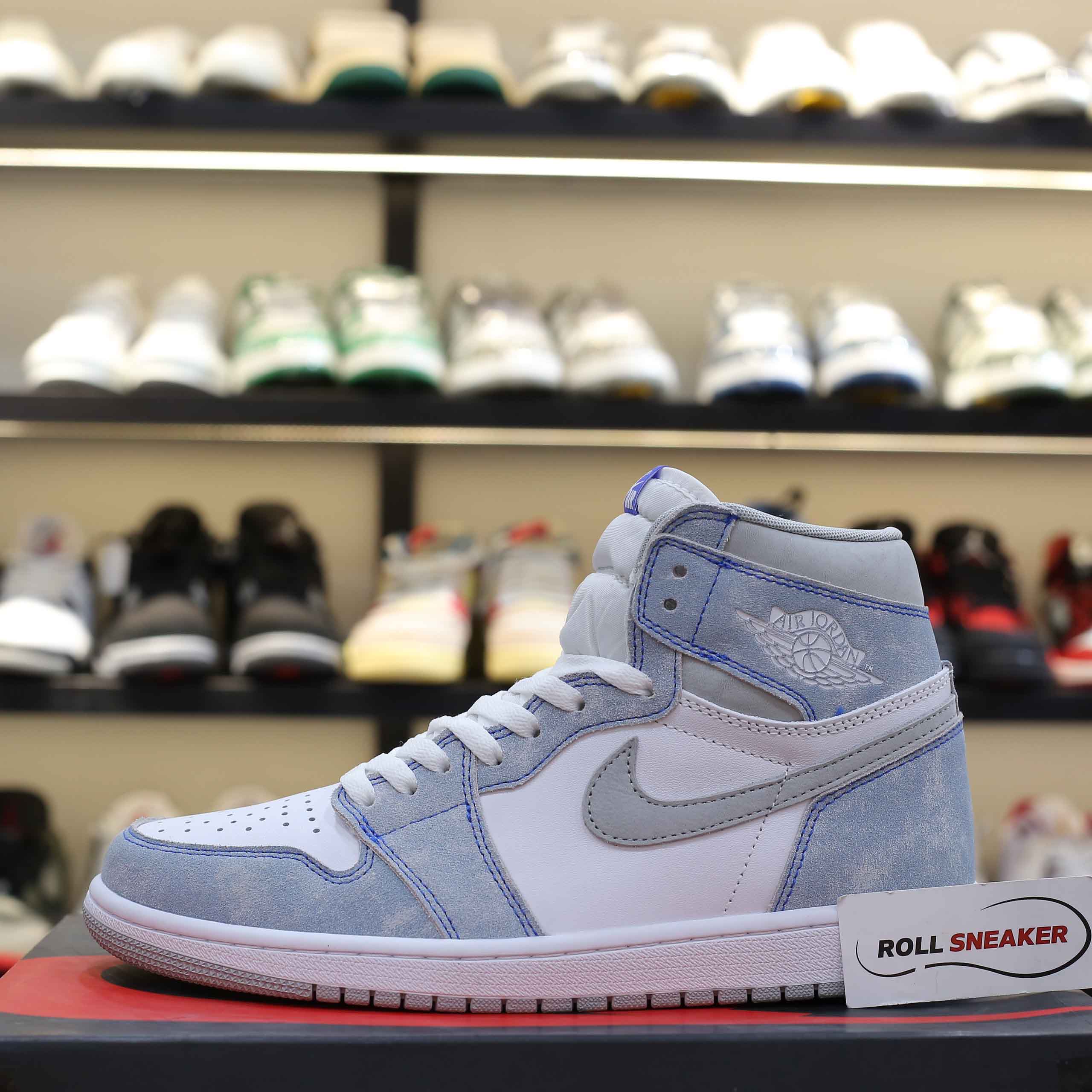 Giày Nike Air Jordan 1 Retro High OG Hyper Royal Like Auth