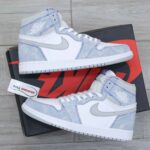 Giày Nike Air Jordan 1 Retro High OG Hyper Royal Like Auth