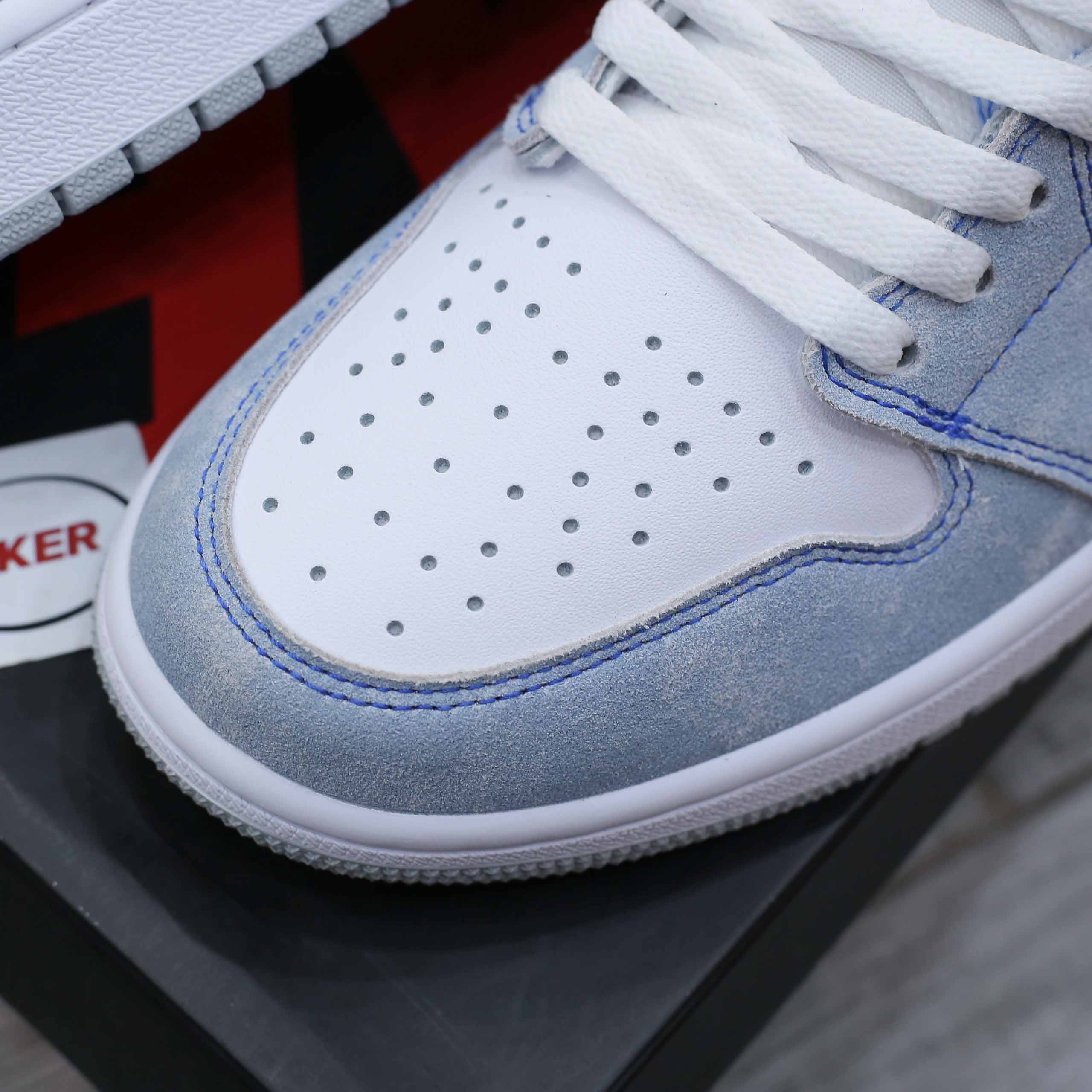 Giày Nike Air Jordan 1 Retro High OG Hyper Royal Like Auth