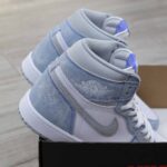 Giày Nike Air Jordan 1 Retro High OG Hyper Royal Like Auth