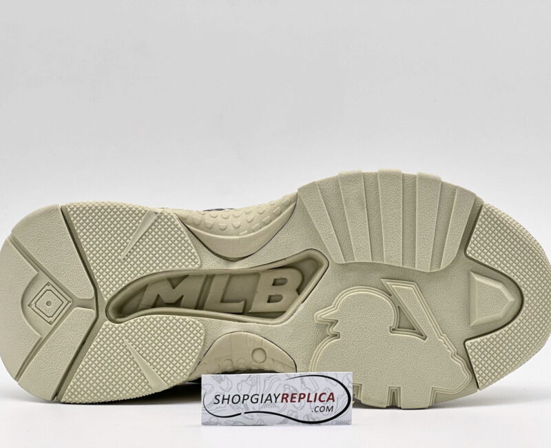 Giày MLB BigBall Chunky Mono Heel New York Yankees Black