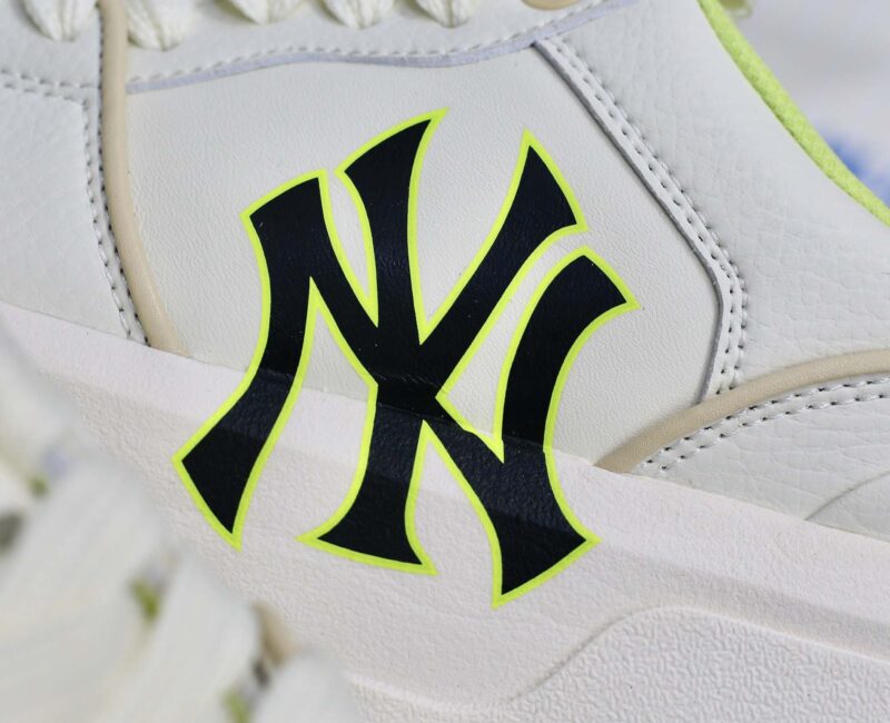 MLB Chunky Liner New York Yankees Beige