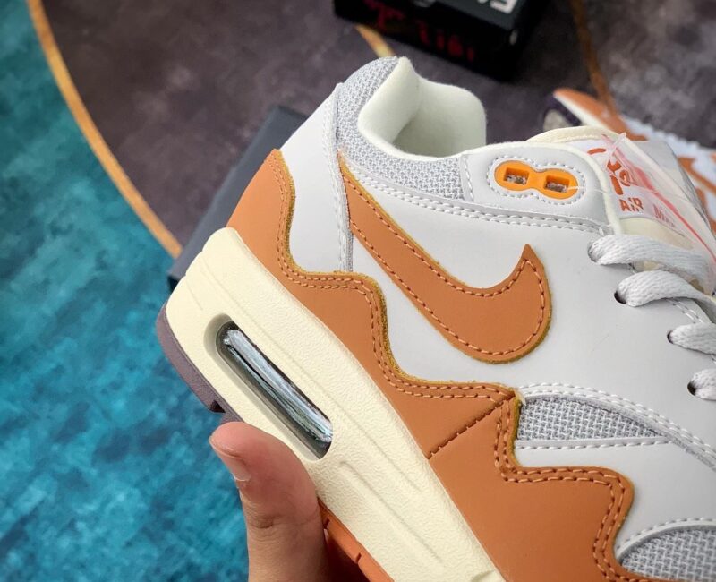 Giày Nike Air Max 1 x Patta Waves ‘Monarch’ Like Auth