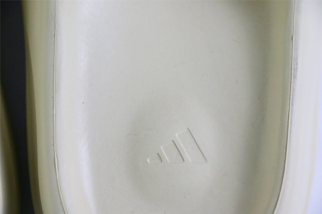 Dép Adidas Yeezy Slides Desert Sand