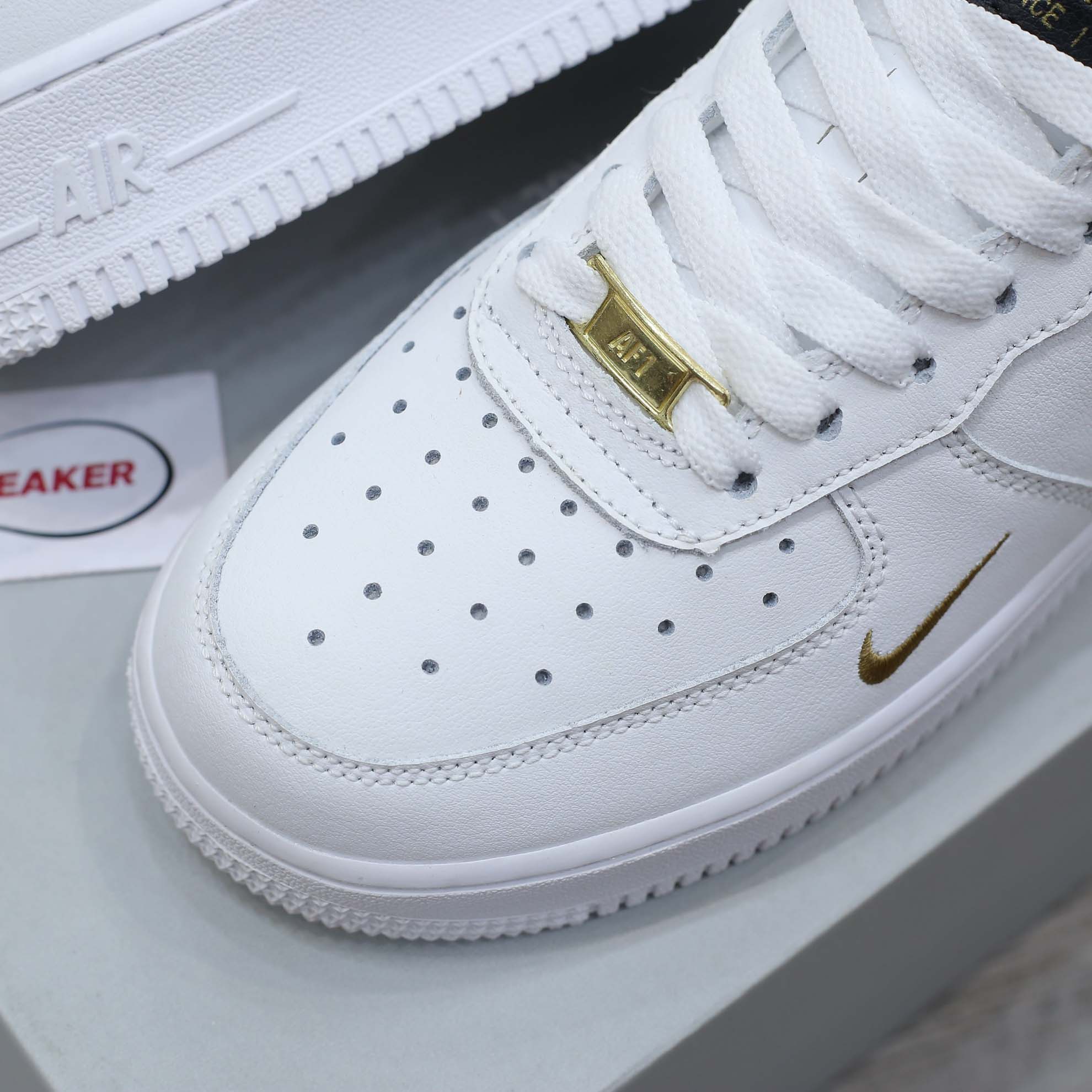 Giày Nike Air Force 1 Low 07 Essential White Black Gold Like Auth